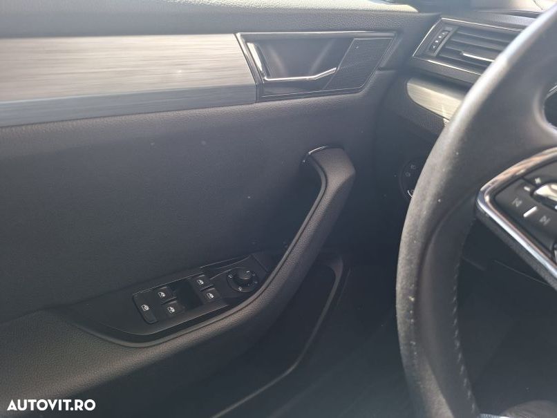 Skoda Superb 1.5 TSI DSG Ambition - 19