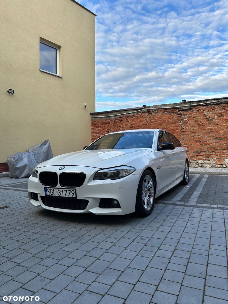 BMW Seria 5 525d - 1