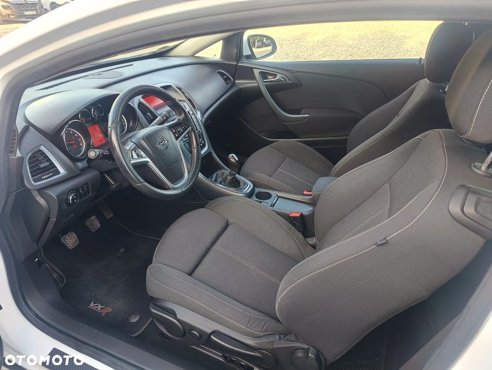 Opel Astra 1.4 Turbo - 11