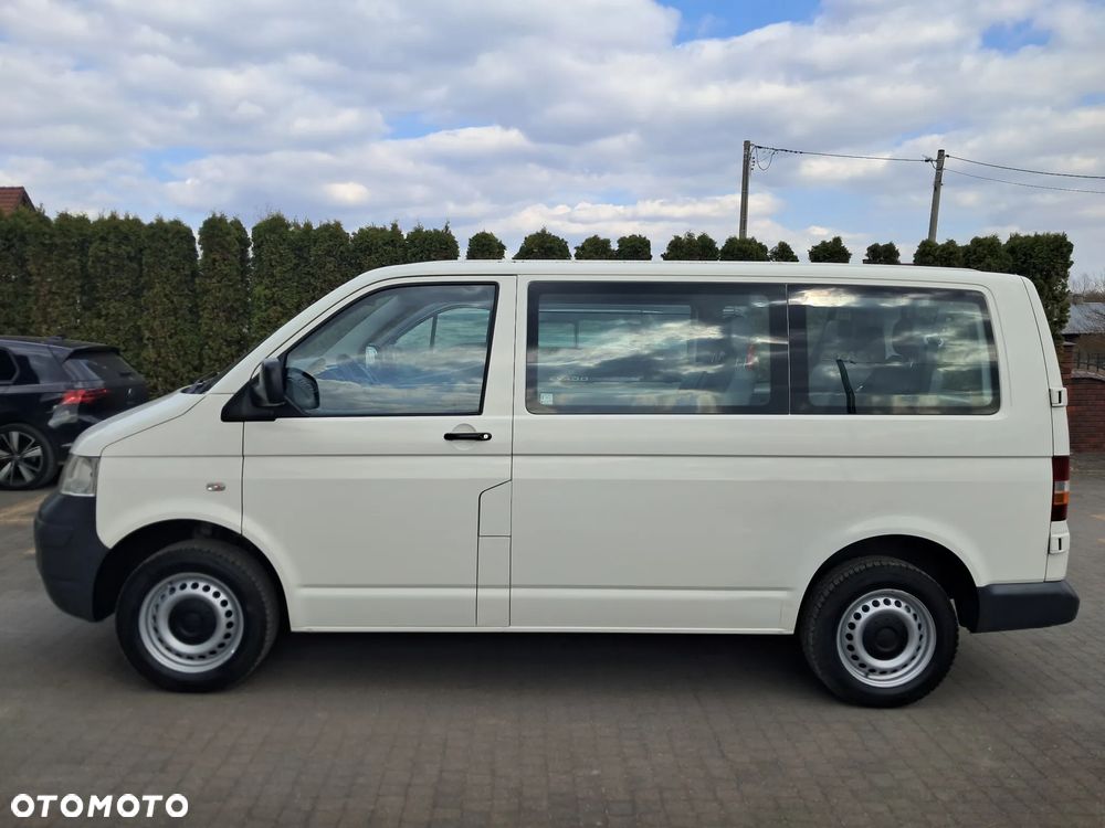 Volkswagen Transporter Caravelle Kurz Comfortline - 11