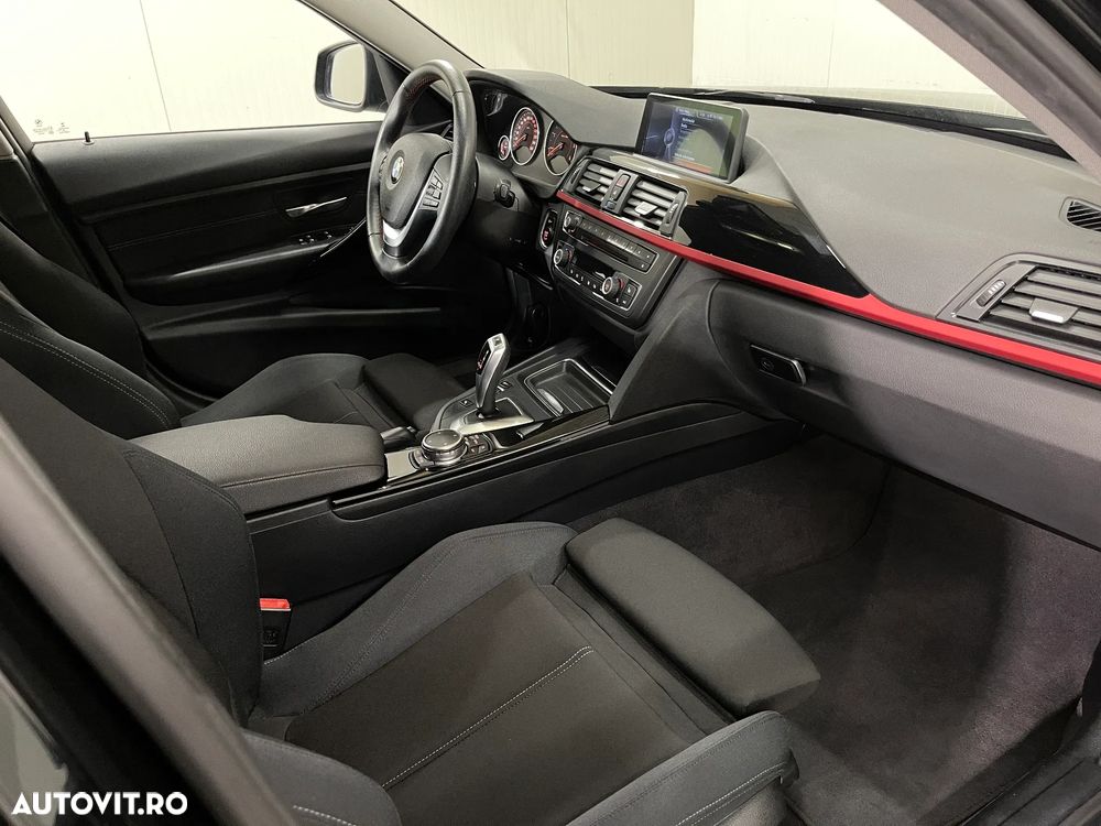 BMW Seria 3 318d DPF Aut. Edition Sport - 11