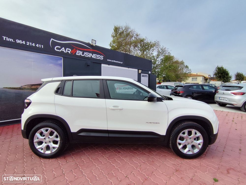 Jeep Avenger 1.2 GSE T3 Altitude - 11