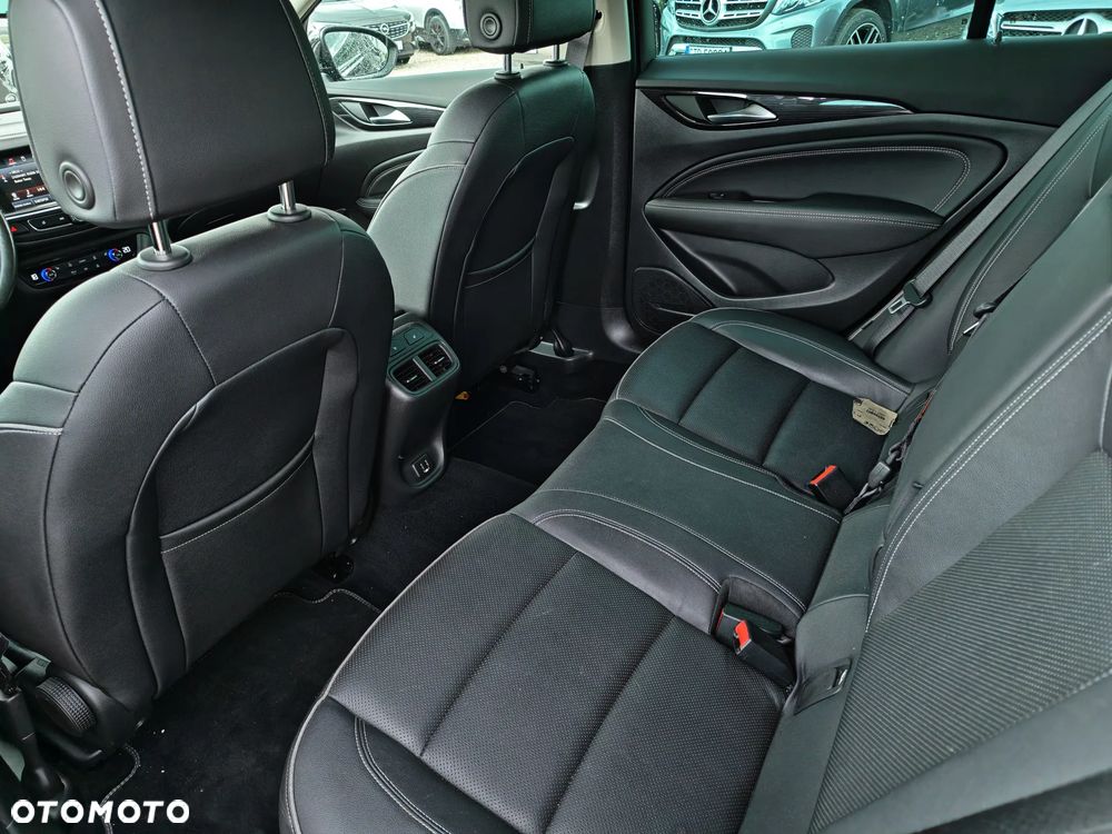 Opel Insignia 1.5 T Elite S&S - 25
