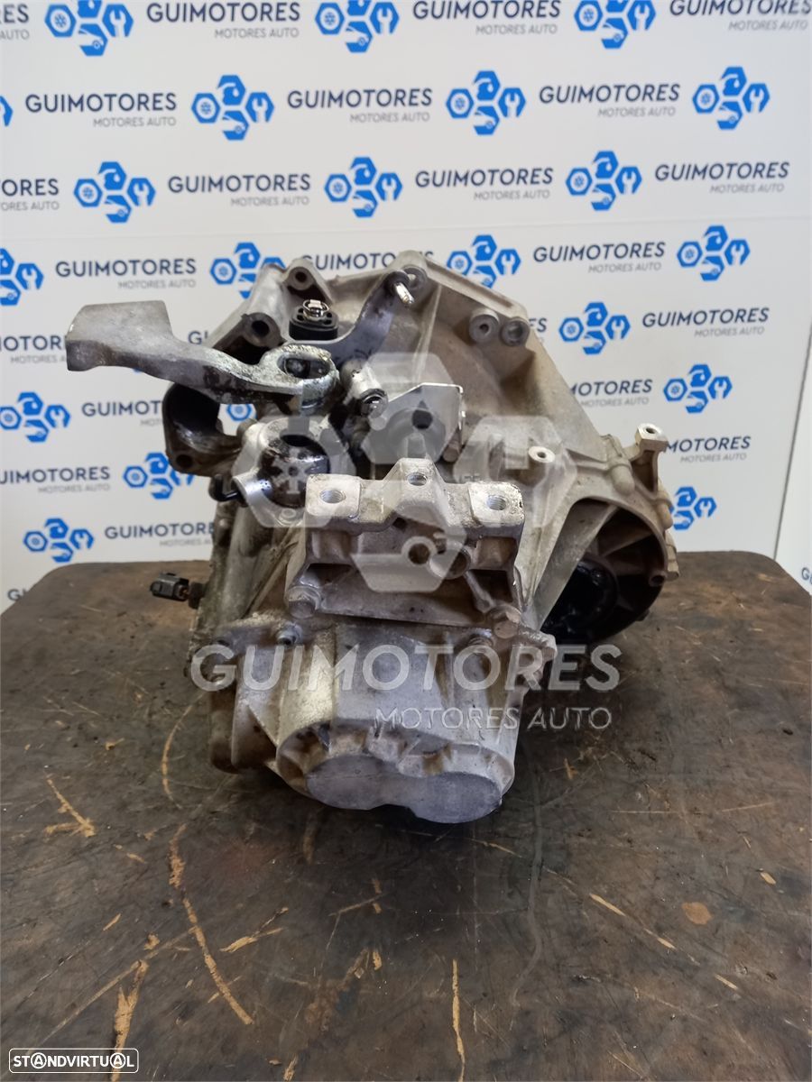 CAIXA VELOCIDADES VOLKSWAGEN GOLF V 1.6FSI  115CV REF: GVV - MANUAL 6V - 1