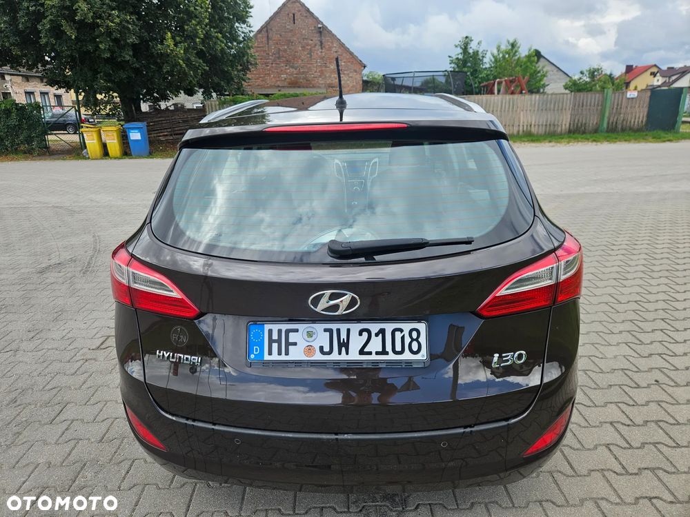 Hyundai i30 1.6 Comfort - 4