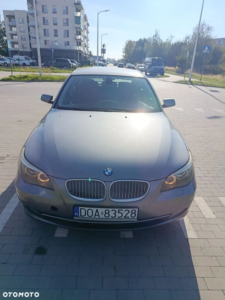 BMW Seria 5 525i - 1
