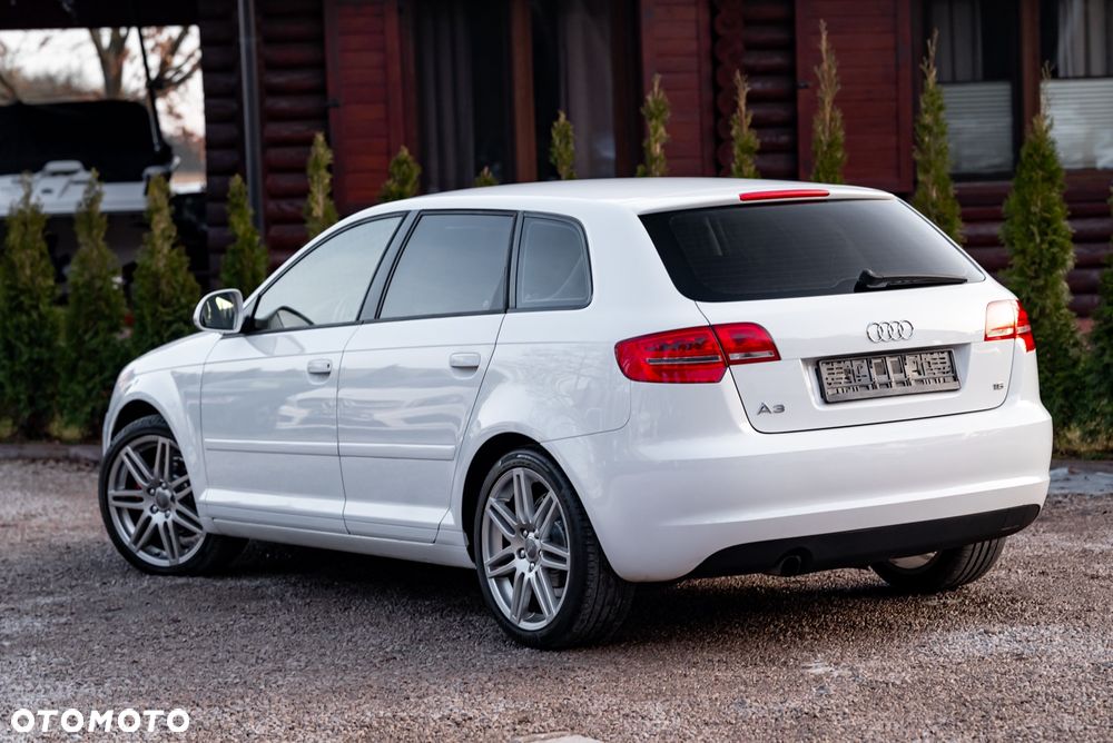 Audi A3 Sportback 1.6 Ambition - 10