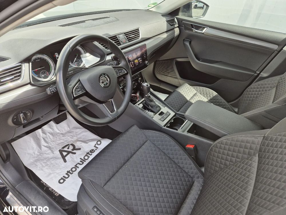 Skoda Superb 1.4 TSI PHEV Ambition - 9