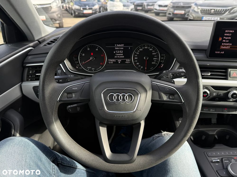 Audi A4 Avant - 11