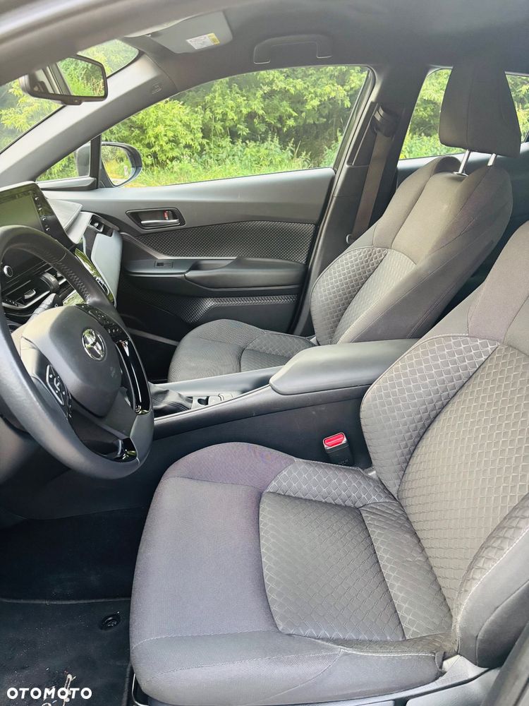 Toyota C-HR - 10