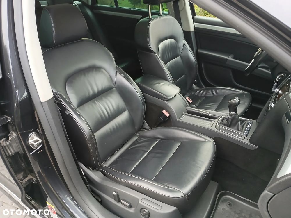 Skoda Superb 2.0 TDI Exclusive - 23