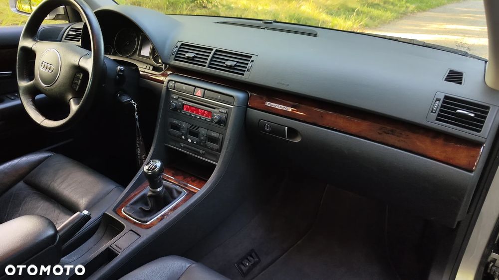 Audi A4 3.0 Quattro - 19