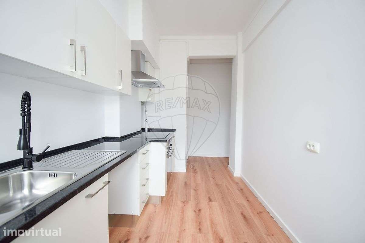 Apartamento T2 para arrendamento - Grande imagem: 3/17
