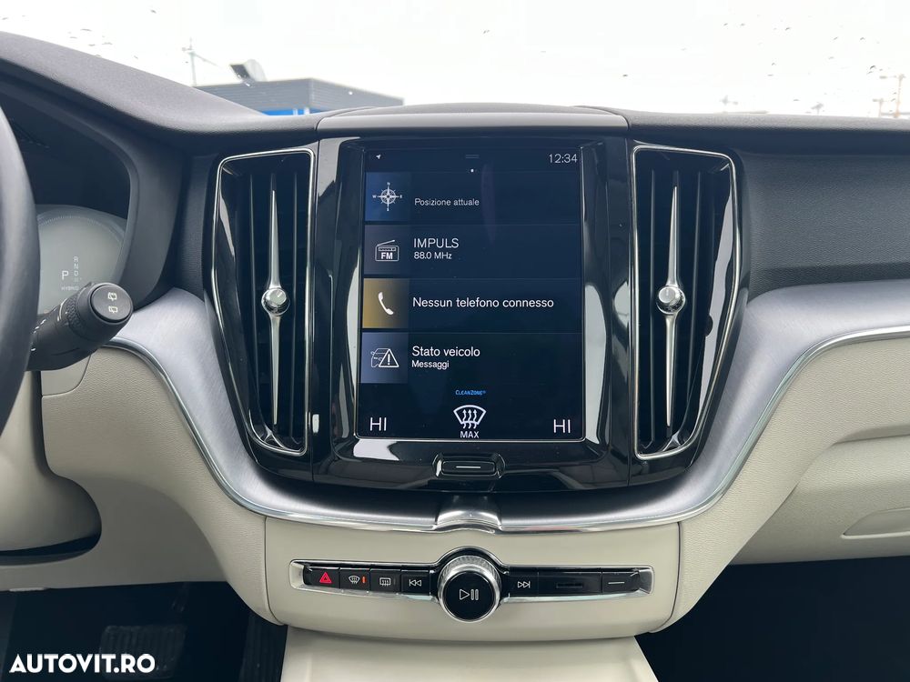 Volvo XC 60 T6 AWD Recharge Geartronic Inscription Expression - 11