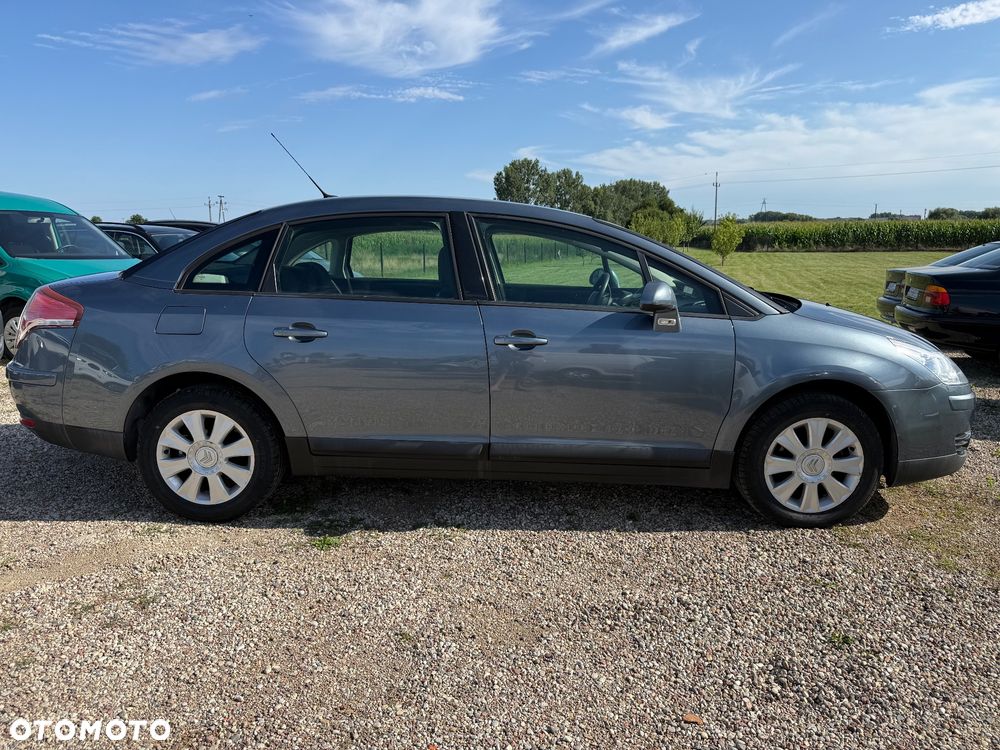 Citroën C4 1.6 16V Exclusive - 8
