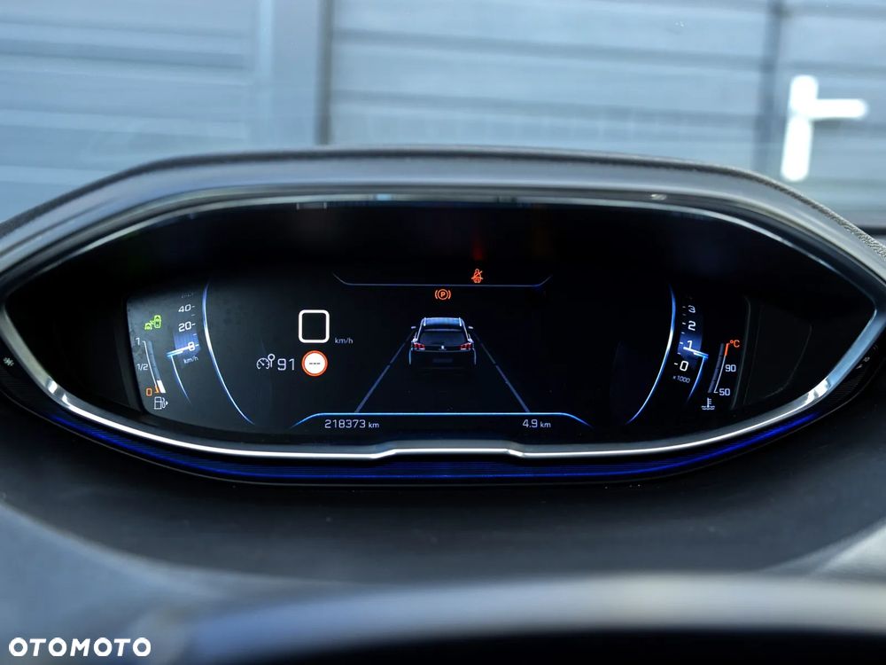 Peugeot 5008 1.6 BlueHDi Allure 7os - 26