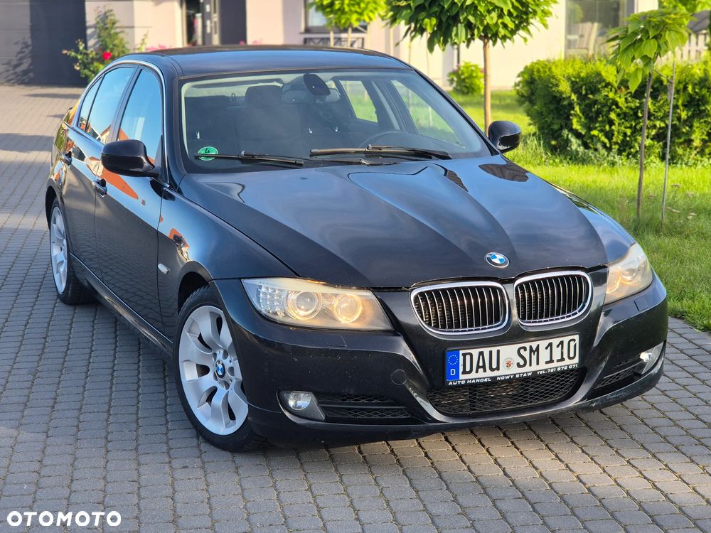 BMW Seria 3 325i Edition Sport - 29