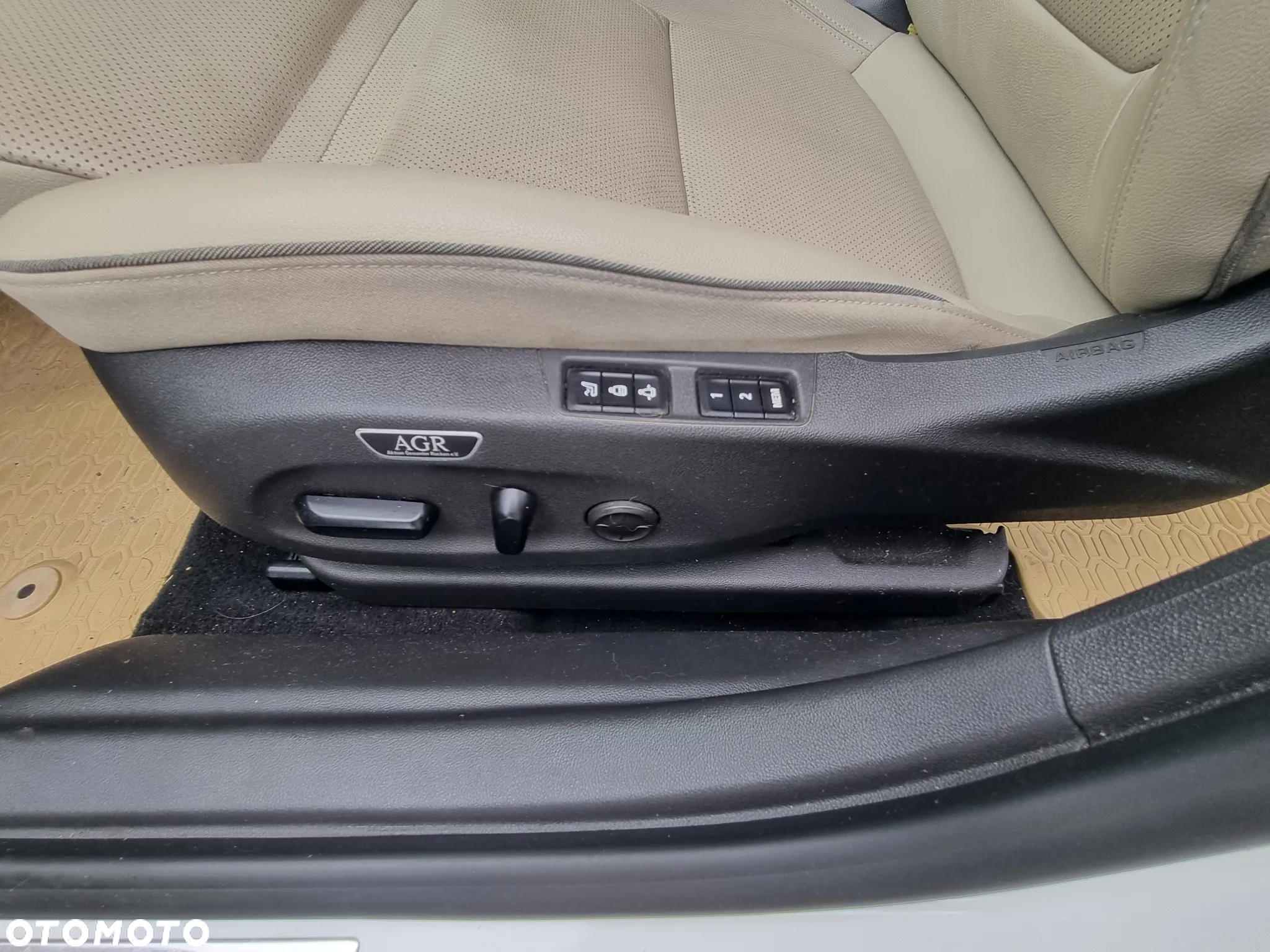 Opel Insignia - 18
