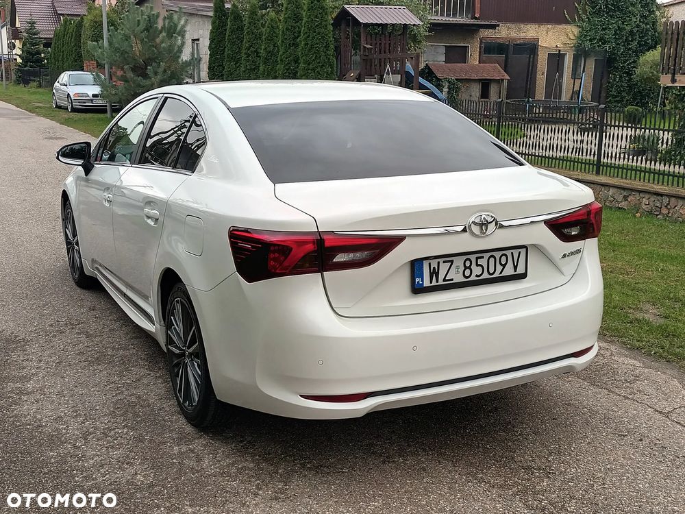 Toyota Avensis 1.8 Selection MS - 6