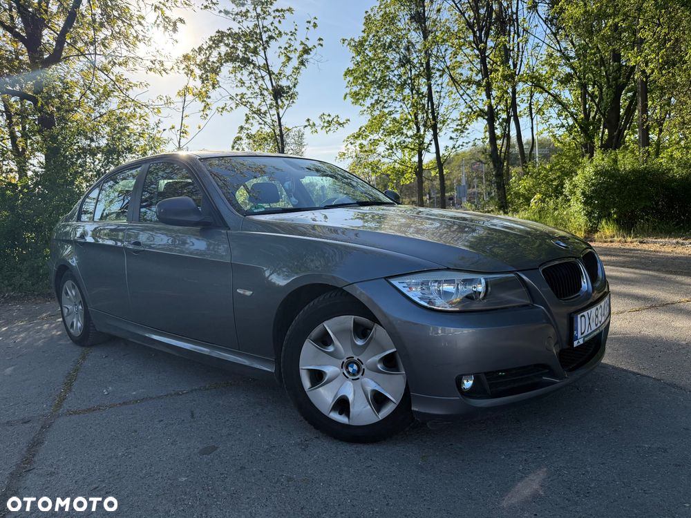 BMW Seria 3 318i - 14