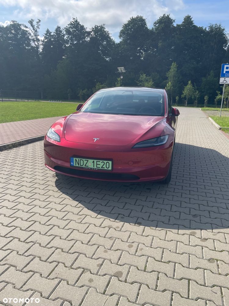 Tesla Model 3 - 6