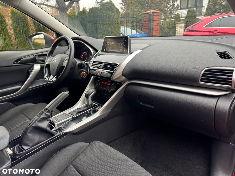 Mitsubishi Eclipse Cross - 14