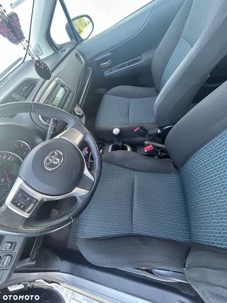 Toyota Yaris 1.0 Luna - 8