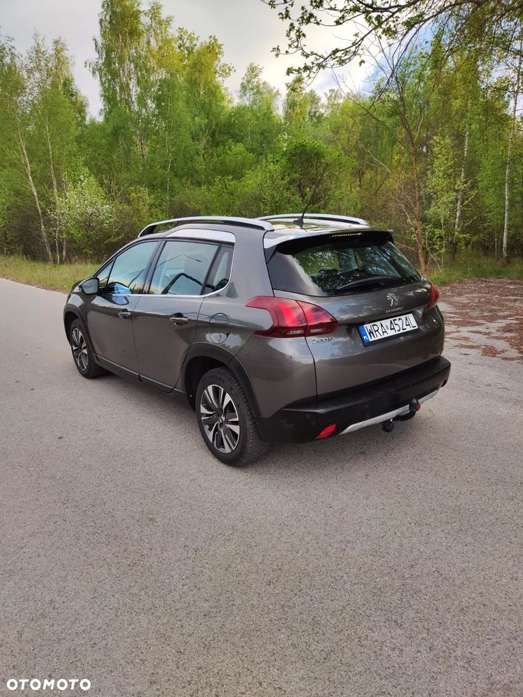 Peugeot 2008 1.6 BlueHDi Style - 4