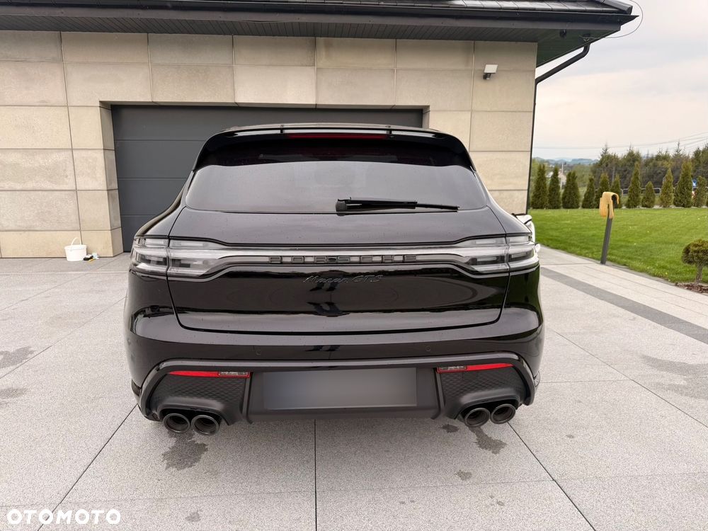 Porsche Macan - 3