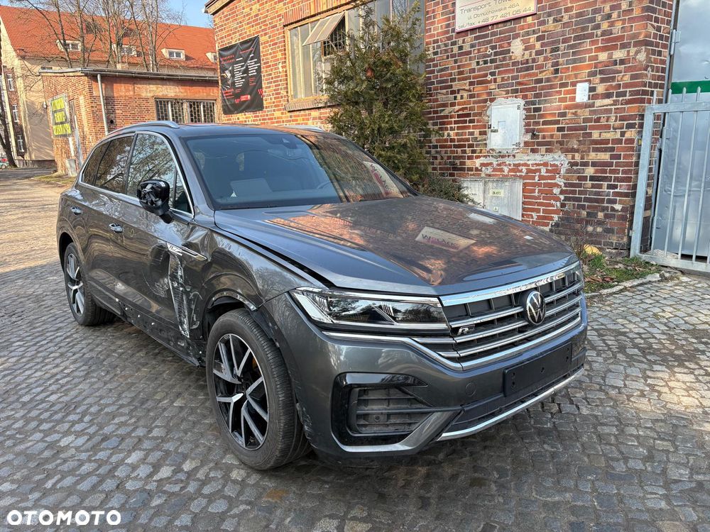 Volkswagen Touareg 3.0 V6 TDI SCR 4Motion Automatik R-Line - 11