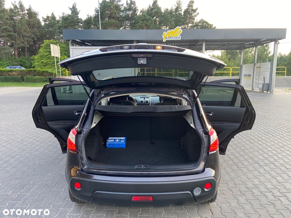 Nissan Qashqai 2.0 dCi 4x4 Tekna - 12
