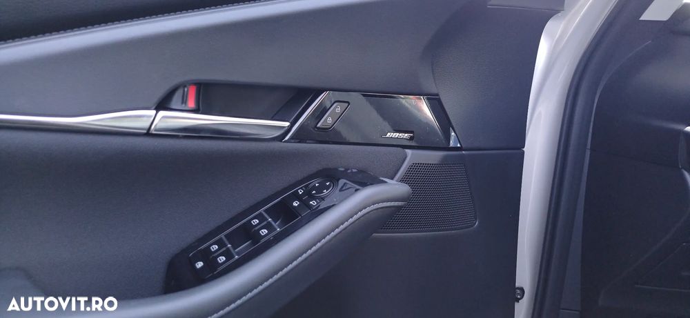 Mazda CX-30 e-SKYACTIV X186 AT MHEV Center-Line - 12