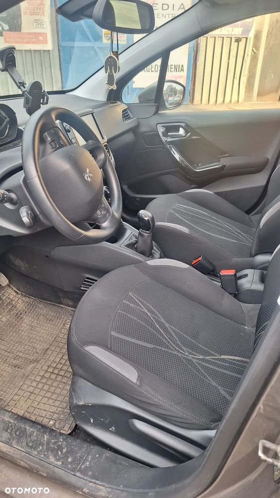 Peugeot 208 82 VTI Active - 10