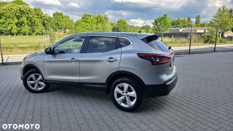 Nissan Qashqai 1.2 DIG-T N-Vision - 12