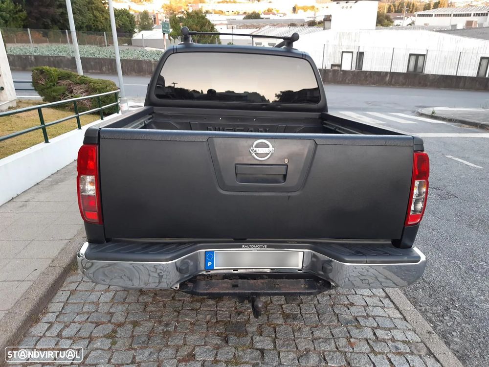 Nissan Navara 2.5 dCi CD LE - 6