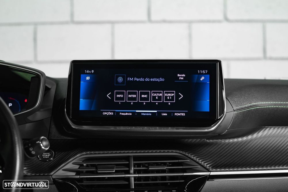 Peugeot 208 1.2 PureTech GT EAT8 - 18