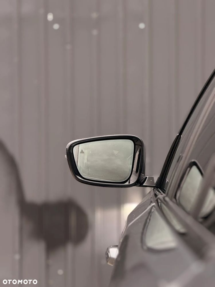 BMW Seria 5 530d xDrive M Sport sport - 37