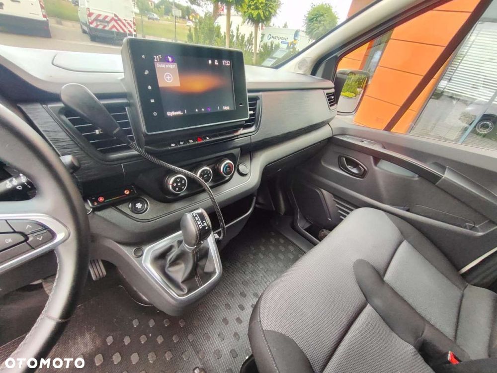 Renault Trafic - 21