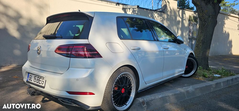 Volkswagen Golf 1.0 TSI Sound - 17