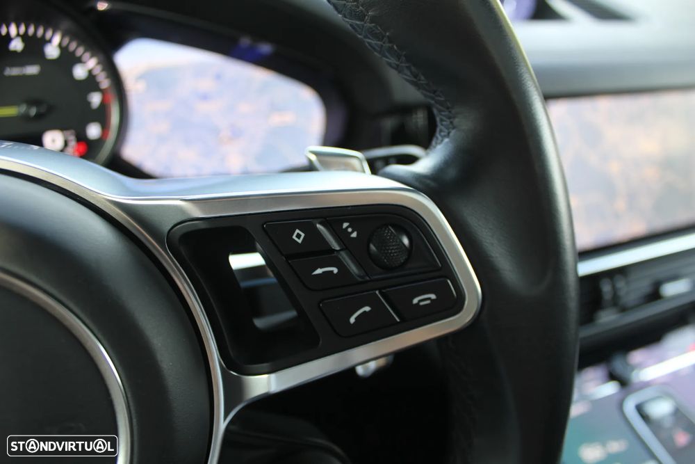 Porsche Cayenne Coupé E-Hybrid Platinum Edition - 17