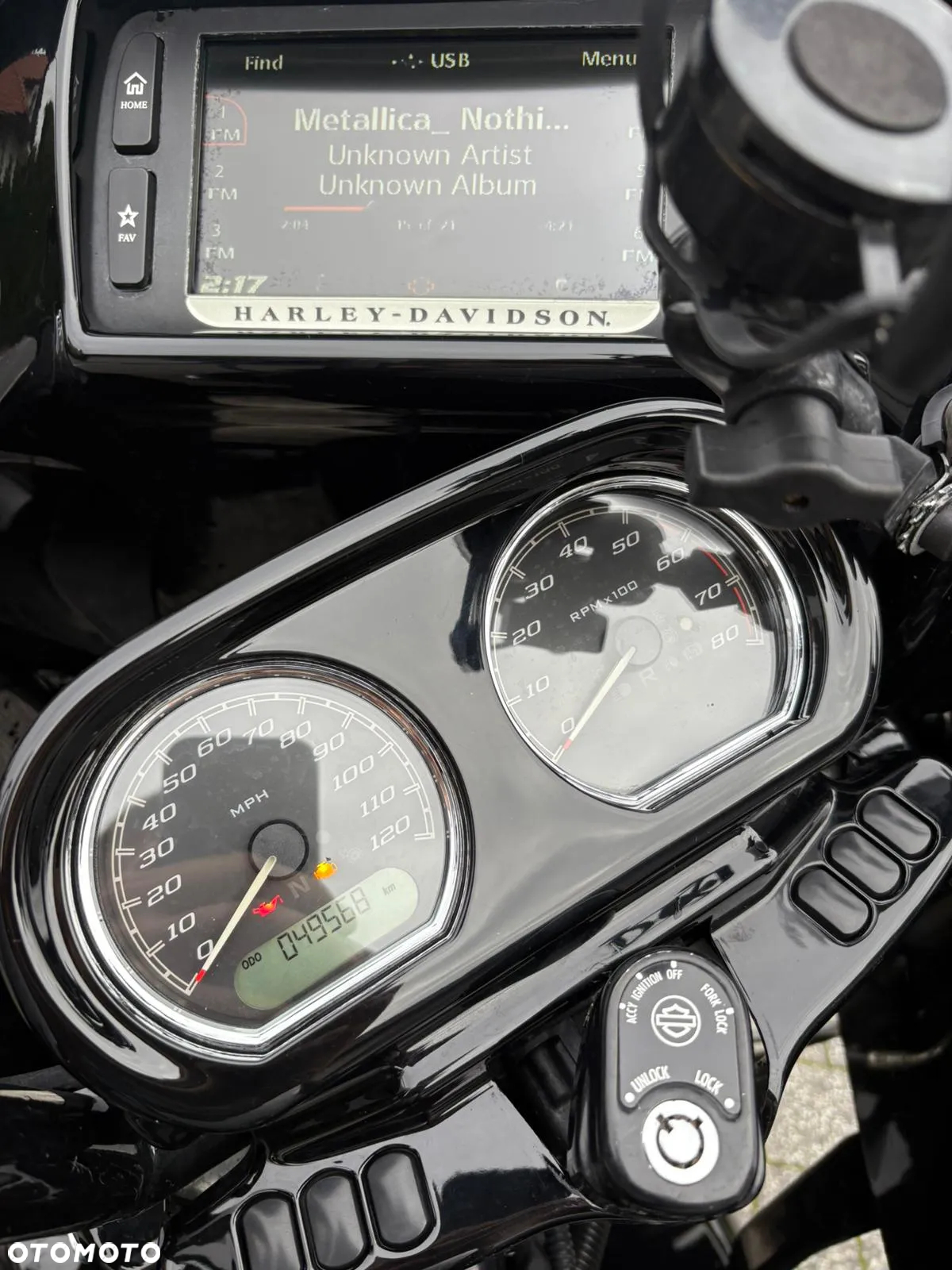 Harley-Davidson Touring Road Glide - 10