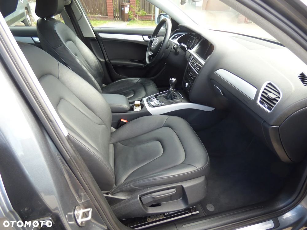 Audi A4 Limousine - 17