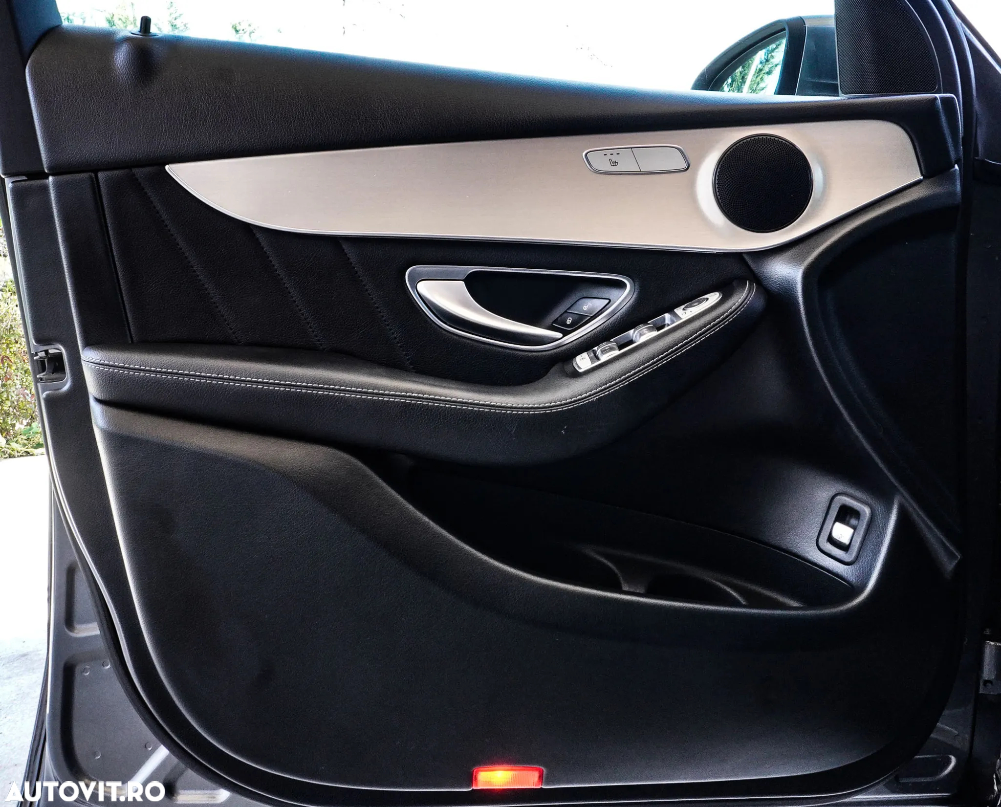 Mercedes-Benz GLC 250 d 4MATIC - 23
