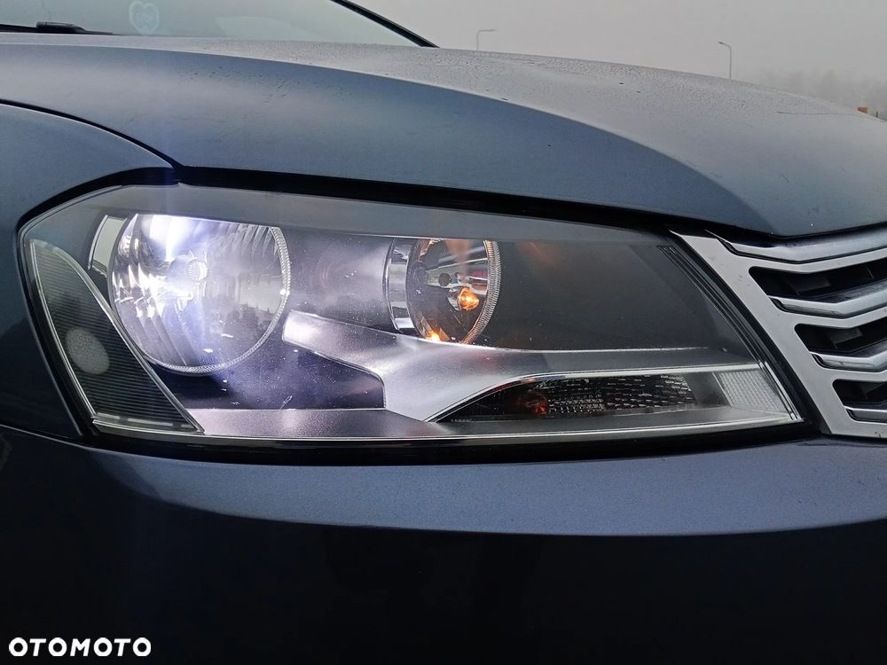 Volkswagen Passat 2.0 TDI Highline DSG - 6