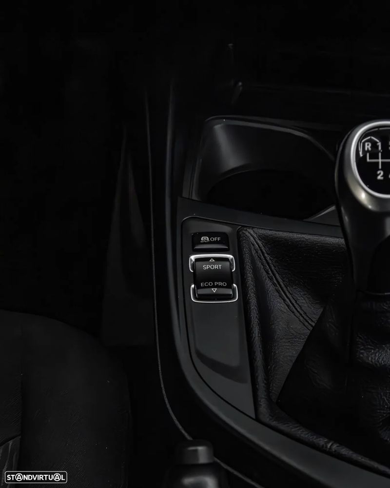 BMW 220 d Coupe - 22