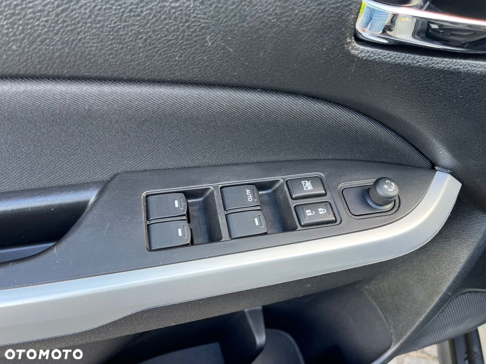 Suzuki Vitara - 15