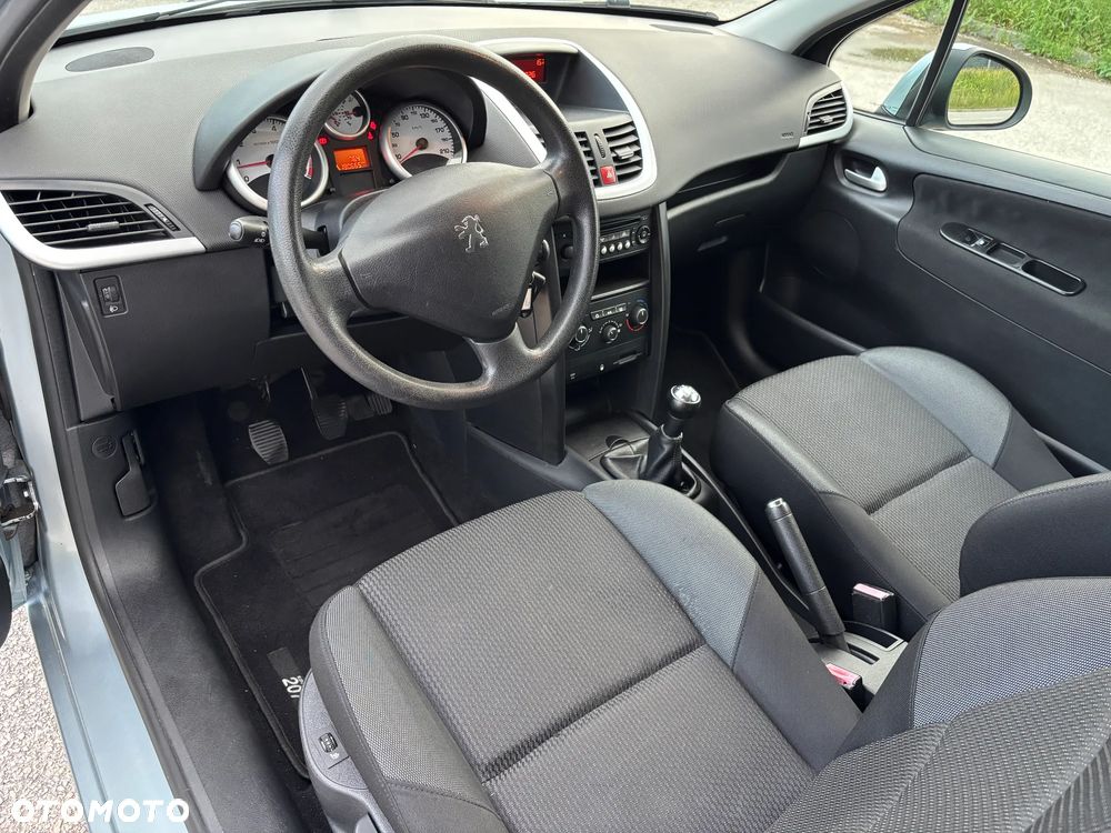 Peugeot 207 75 Tendance - 12