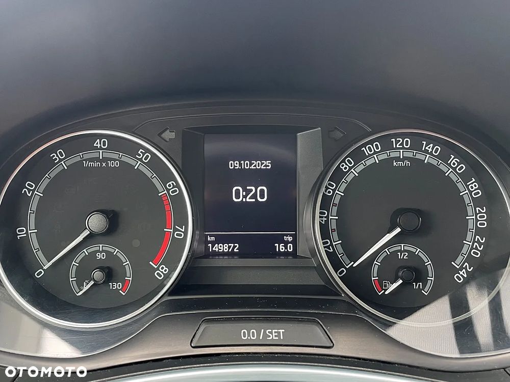 Skoda Fabia 1.0 TSI Ambition DSG - 21