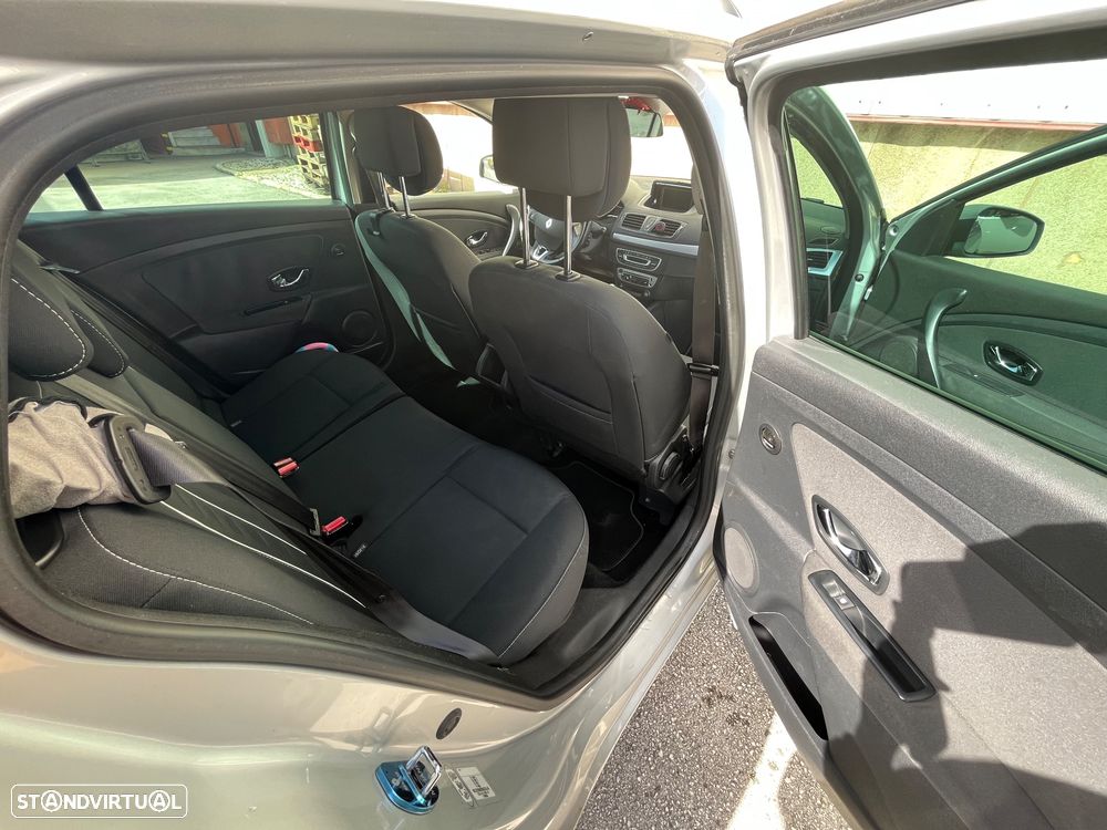 Renault Mégane Sport Tourer ENERGY dCi 130 Start & Stopp Dynamique - 9