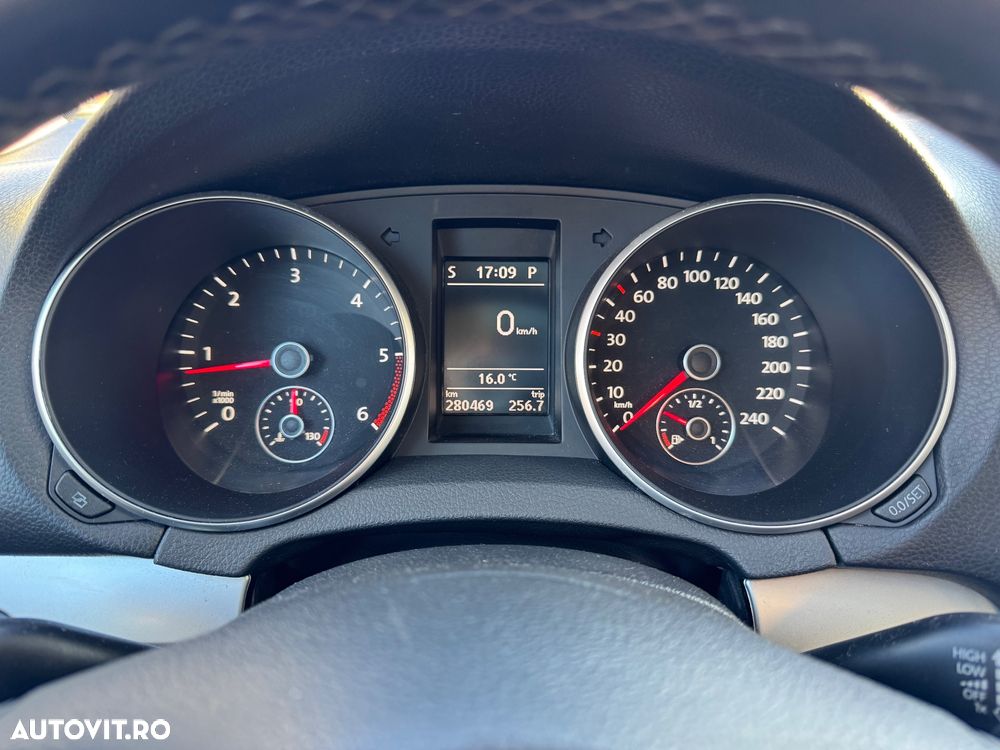 Volkswagen Golf 1.6 TDI BlueMotion Technology DSG Comfortline - 7